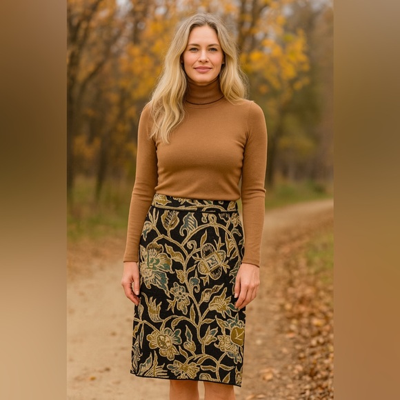 Peruvian Connection Black Floral Knit Skirt